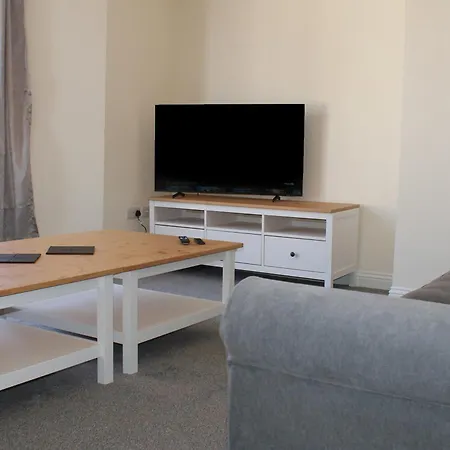 The Newborough 4 Apartment *