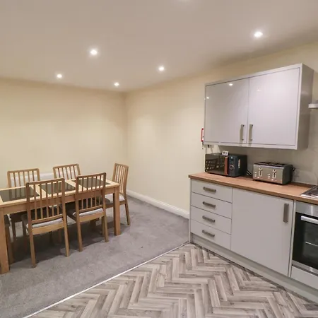 The Newborough 4 Apartment